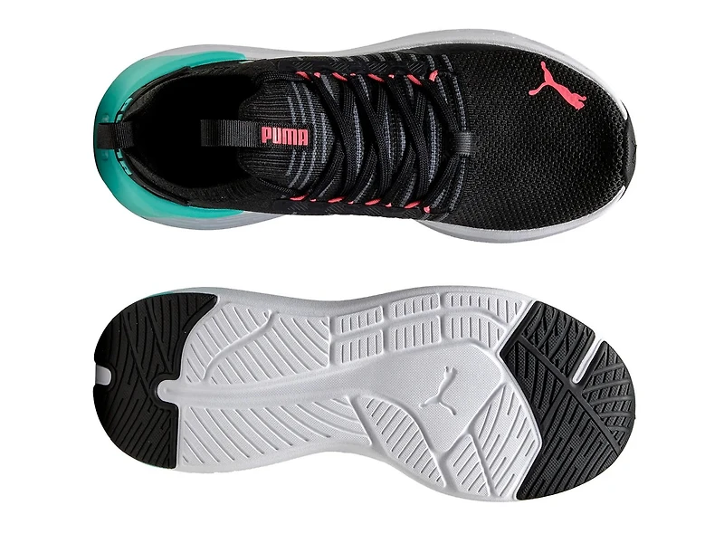 Softride Symmetry Fuzion Sneaker