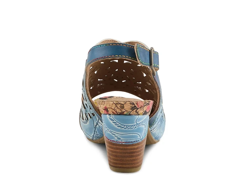 Eclipsing Sandal