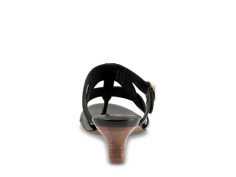 Nikki Sandal