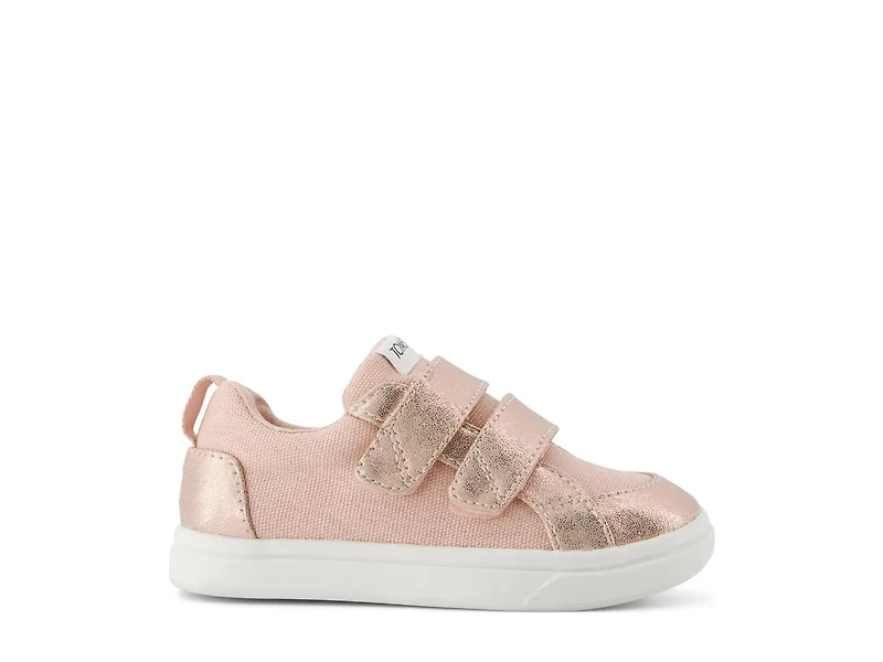 Cruz Sneaker