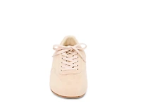 Zeke Sneaker