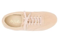 Zeke Sneaker