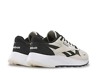 Classic Leather 2400 Running Shoe - Men's