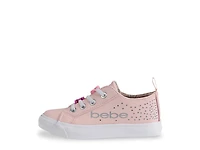 Chama Sneaker