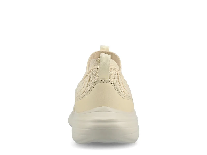 Dasha Sneaker