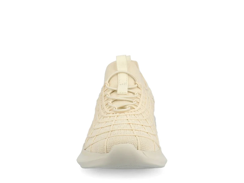 Dasha Sneaker