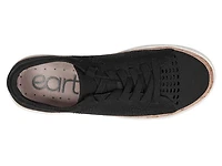 Knight Sneaker