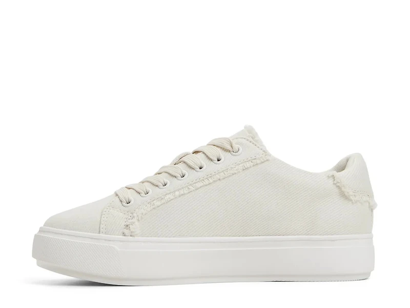Beach Vibes Sneaker
