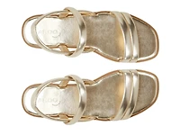 Narine Sandal