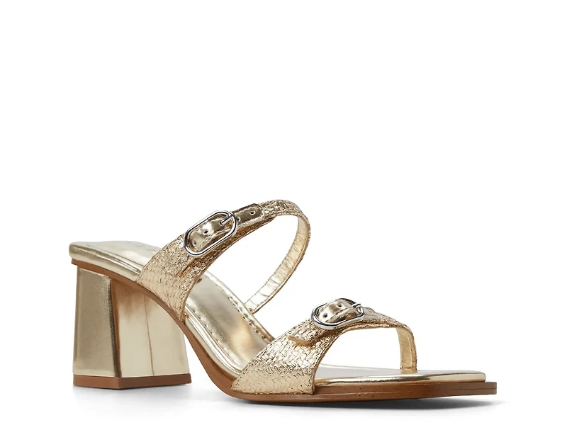 Maymay Sandal