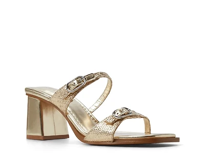 Maymay Sandal