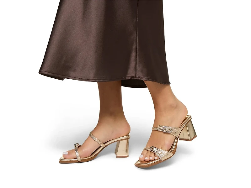 Maymay Sandal