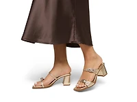 Maymay Sandal