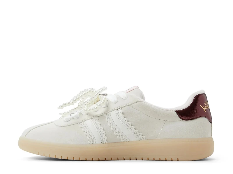 Sweet Thing Sneaker