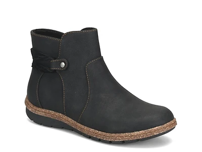 Anetta Bootie
