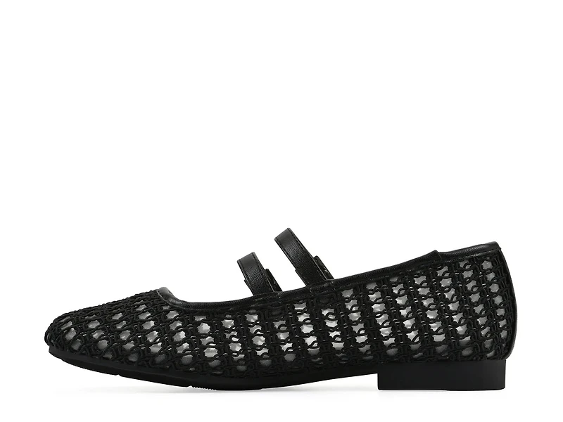 Besnik Mary Jane Flat
