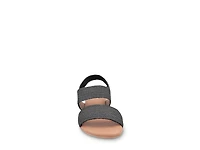 Nigella Sandal