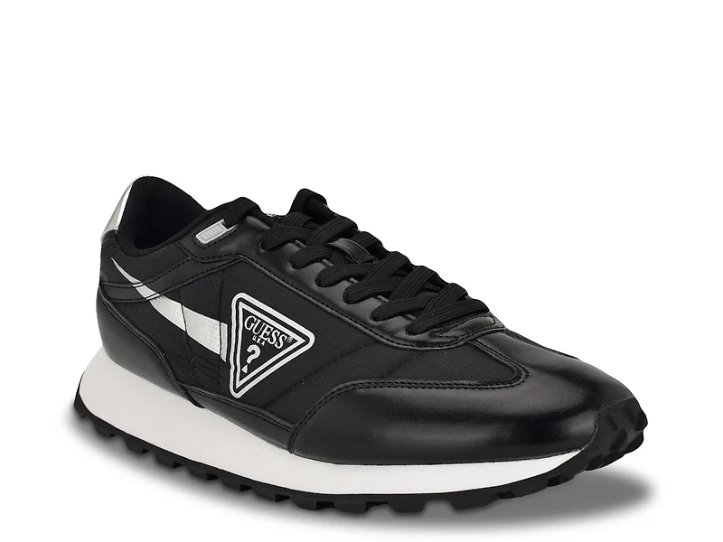 Dorion Sneaker
