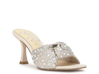 Evirra Sandal