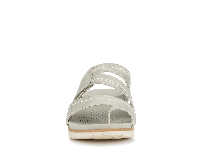 Shaya Wedge Sandal