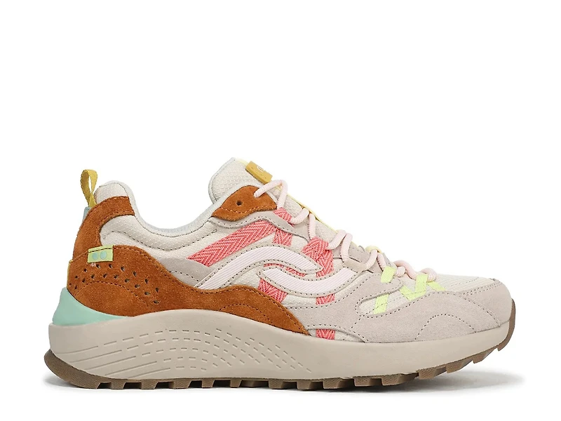Karma Hiking Shoe