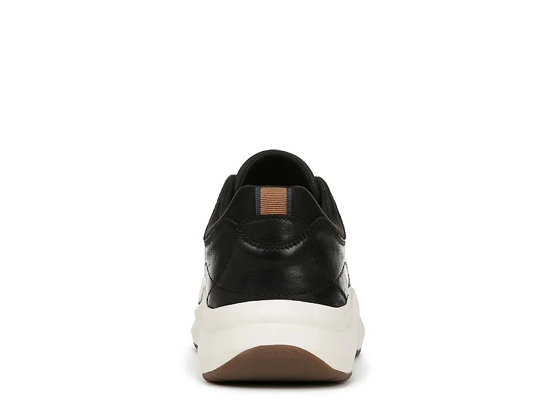 Feel Great Sneaker