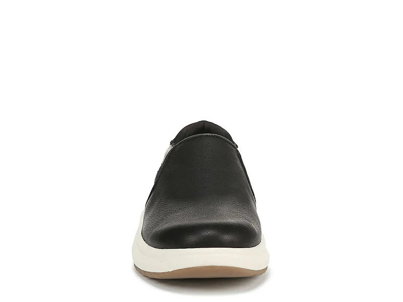 Feel Well Slip-On Sneaker