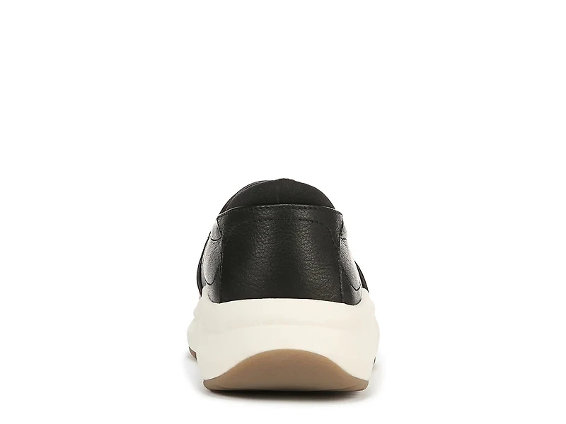 Feel Well Slip-On Sneaker