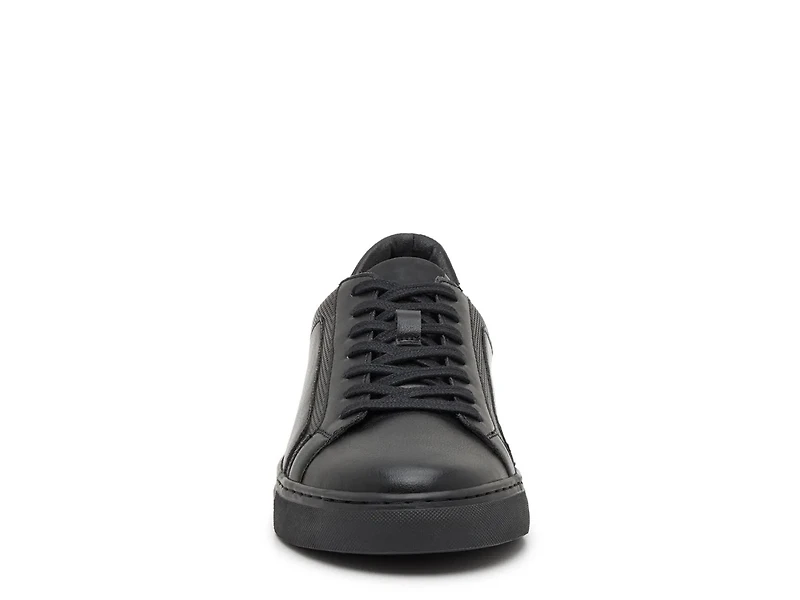 Emerry Sneaker