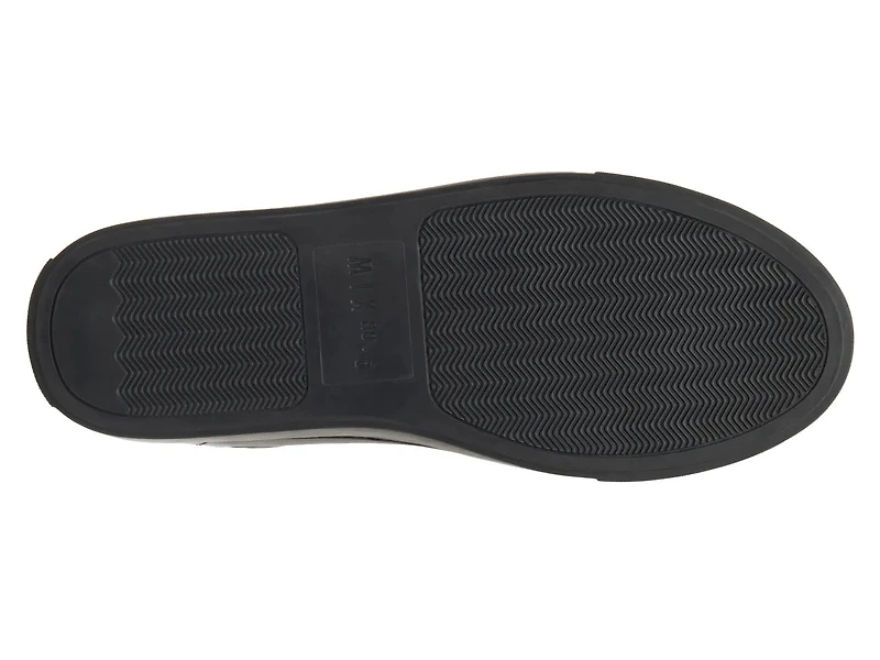 Emerry Sneaker