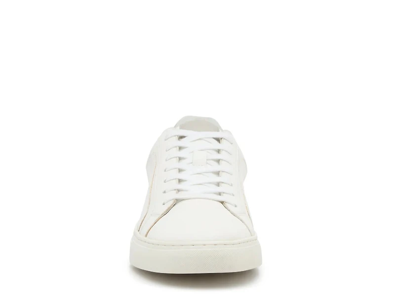 Emerry Sneaker