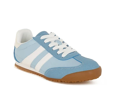 Peak Burn Sneaker