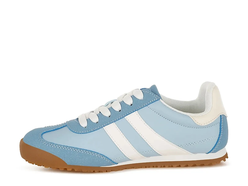Peak Burn Sneaker