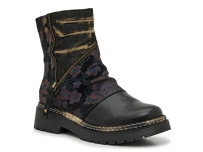 Vespera Bootie