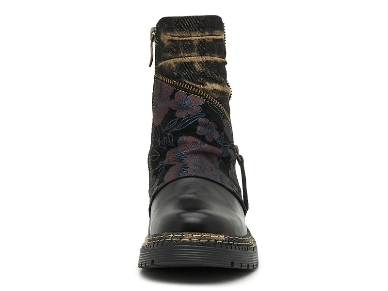 Vespera Bootie