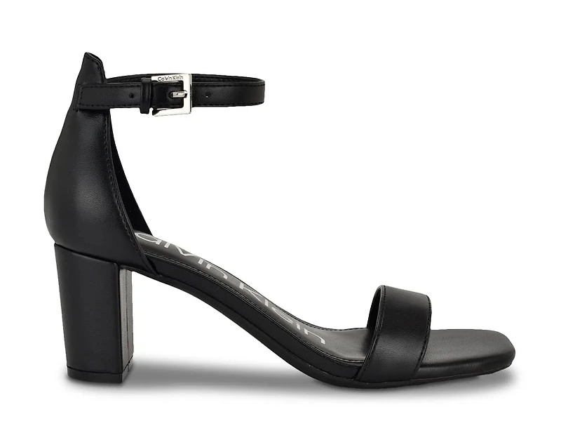 Nolene Sandal