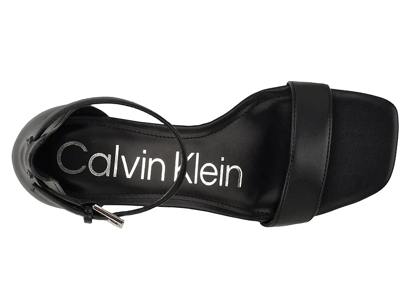 Nolene Sandal