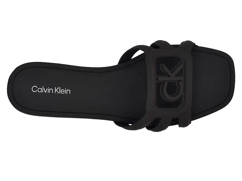 Yoana Sandal