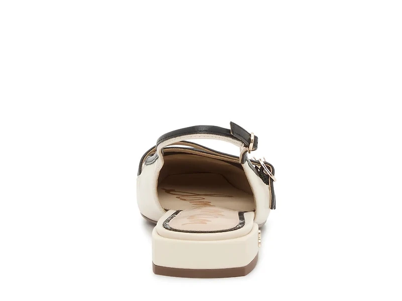 Karrie Mary Jane Flat