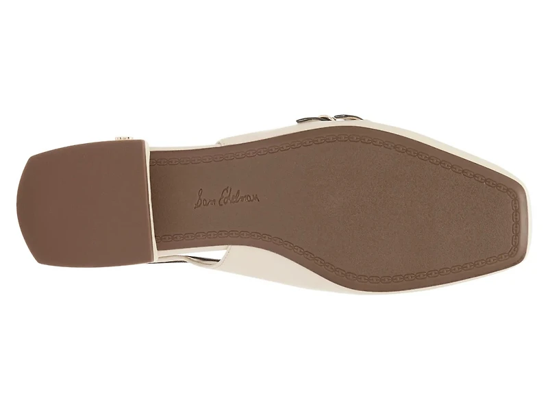 Karrie Mary Jane Flat