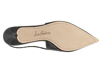 Finlie Pump