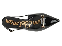Finlie Pump