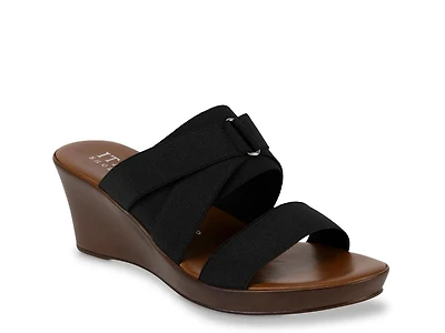 Clous Wedge Sandal