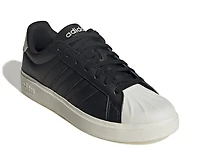 Street Talk Sneaker
