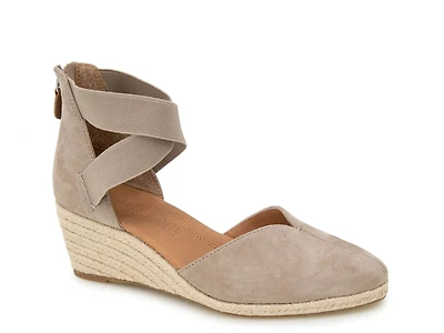 Orya Wedge Sandal