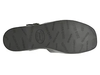 Mona Sandal
