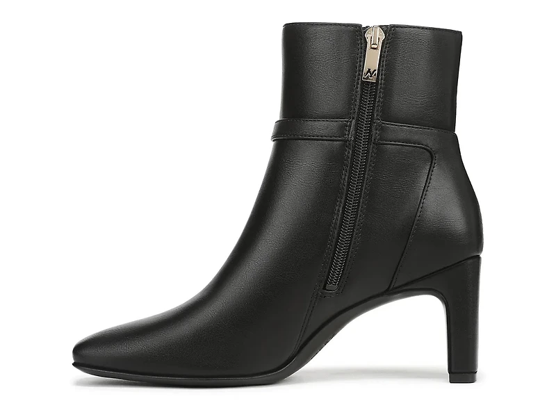 Nanette Bootie