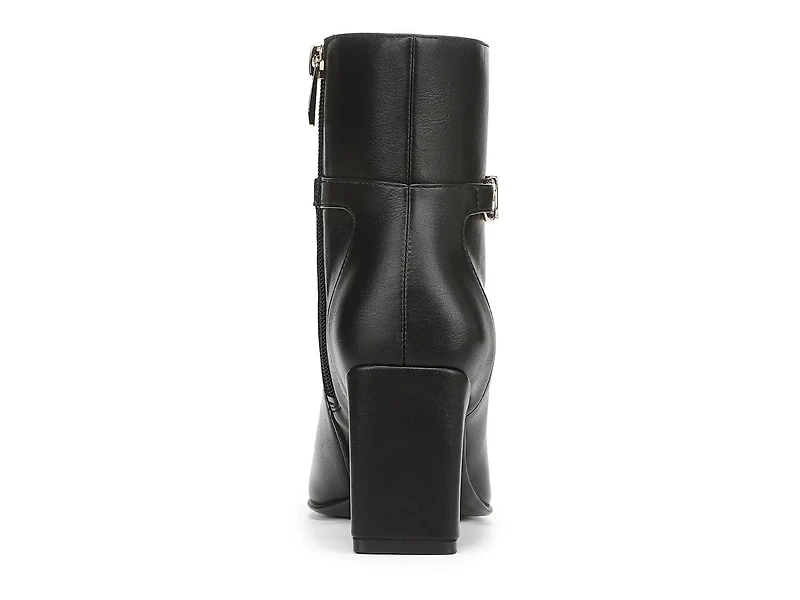 Nanette Bootie