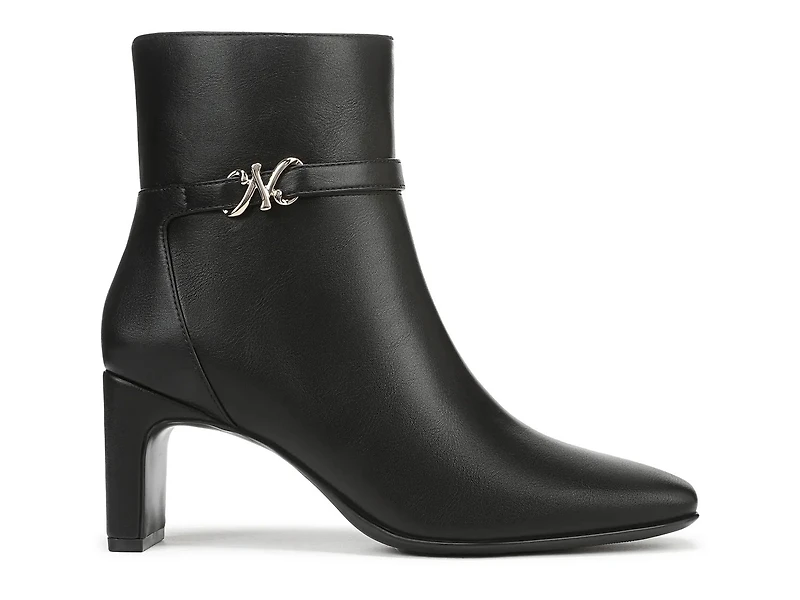 Nanette Bootie