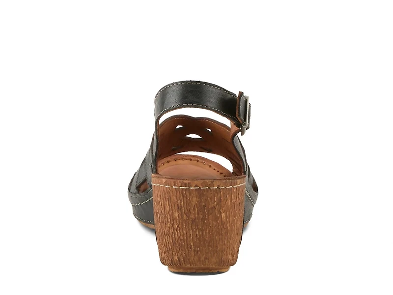 Catchy Wedge Sandal